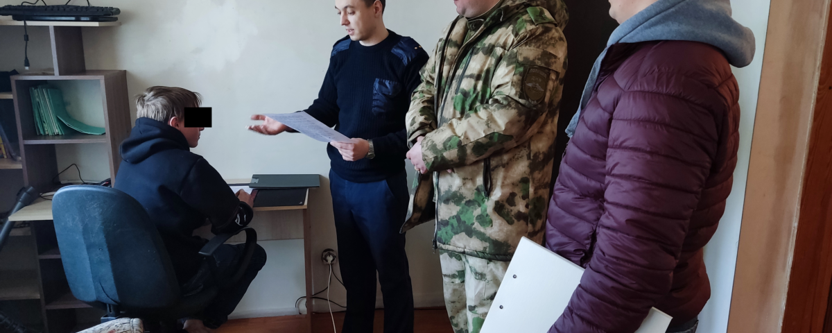 Сотрудники отдела УИИ Центрально-Городского района Горловки посетили несовершеннолетнего подучетного