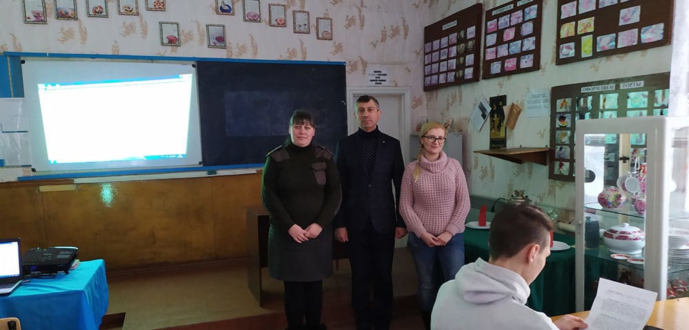 Сотрудники УИИ Петровского района г. Донецка приняли участие в круглом столе