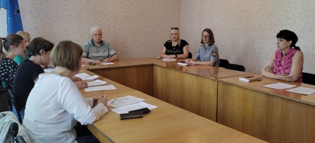Cотрудники УИИ Центрально-Городского района Макеевки приняли участие в заседании комиссии по вопросам защиты прав ребенка
