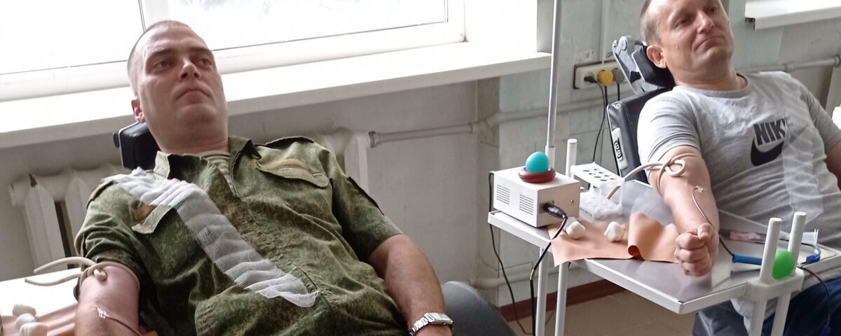 Сотрудники ГБУ «Калининская исправительная колония ГСИН МЮ ДНР» приняли участие в добровольной сдаче крови